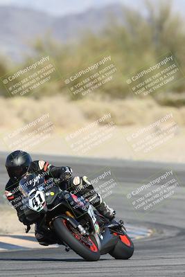 media/Dec-07-2025-CVMA (Sun) [[3e7d2de5dc]]/Race 7-Formula Lightweight Twins Shootout/